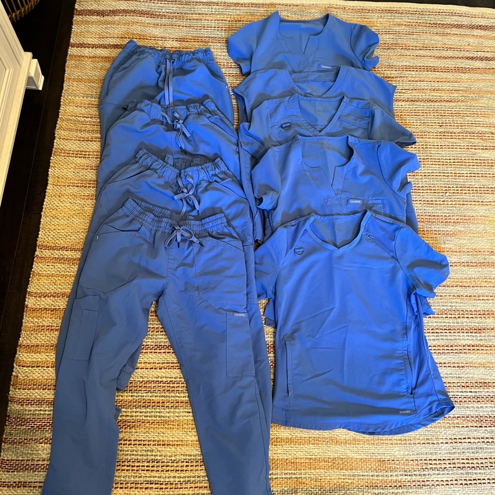 Jaanuu Scrub Bundle- Ceil Blue